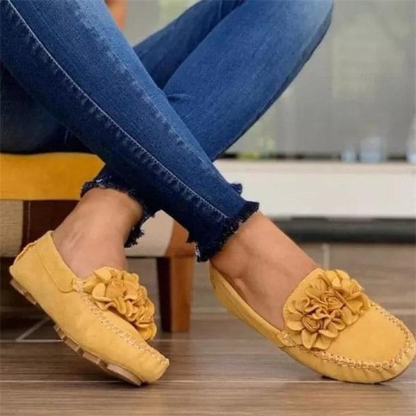 Herstyled Women Comfy Slip-On Flower Suede Loafers