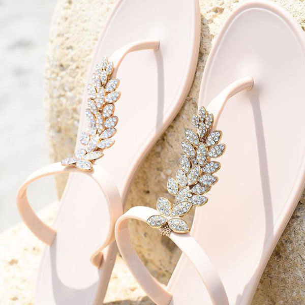 Herstyled Rhinestones Leave Detailed Jelly Sandals