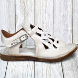 Herstyled Women Casual Retro Pu Hollow-Out Adjusting Buckle Flat Sandals