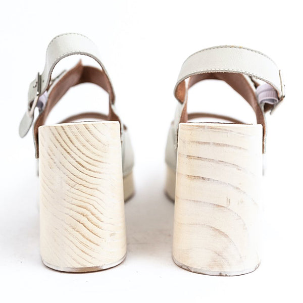 Herstyled Spanish Style Buckled Straps Chunky Wooden Sandals
