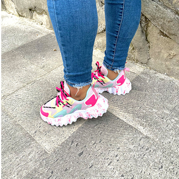 Herstyled Trendy Street Fashion Pink Sneakers