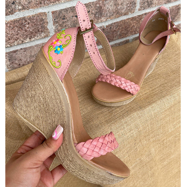 Herstyled Casual Fresh Embroidered Wedge Sandals