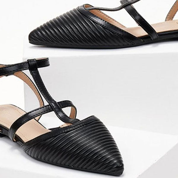 Herstyled 
Elegant Black Pointed Toe Flat Mules Flats